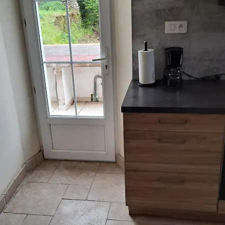 Pour Couple Apartment
